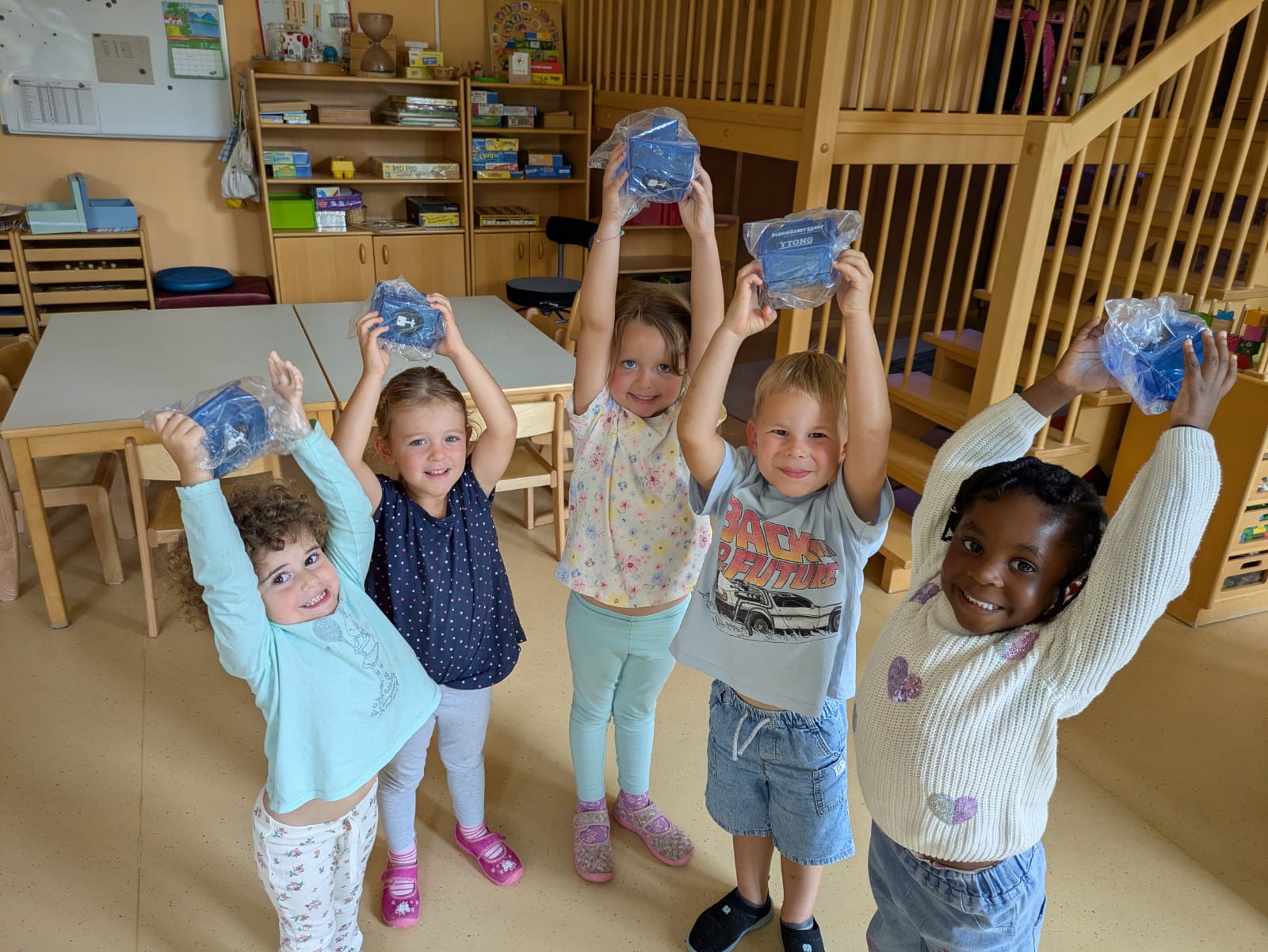 KInder im Kreis